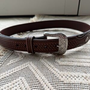 Ariat Mens Western Basket Stamp Circle Concho Leather Belt size 34